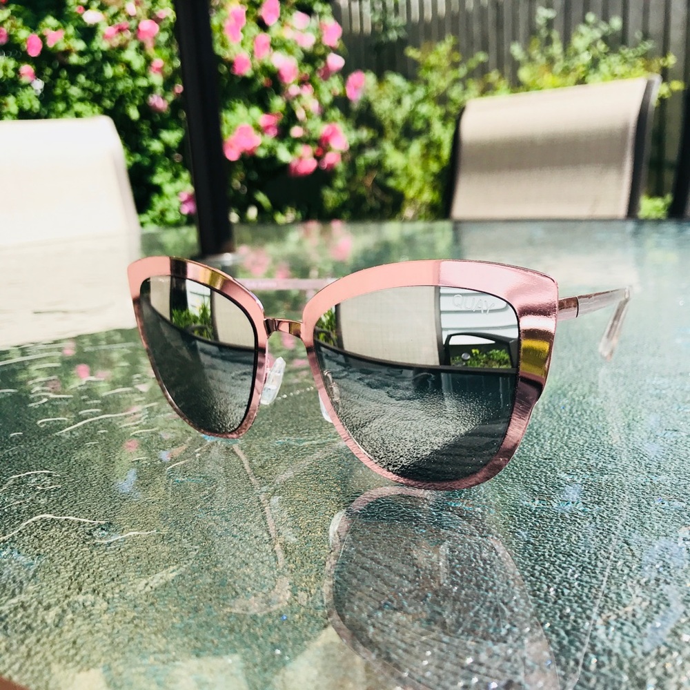 Quay Super Girl rose gold mirrored sunglasses